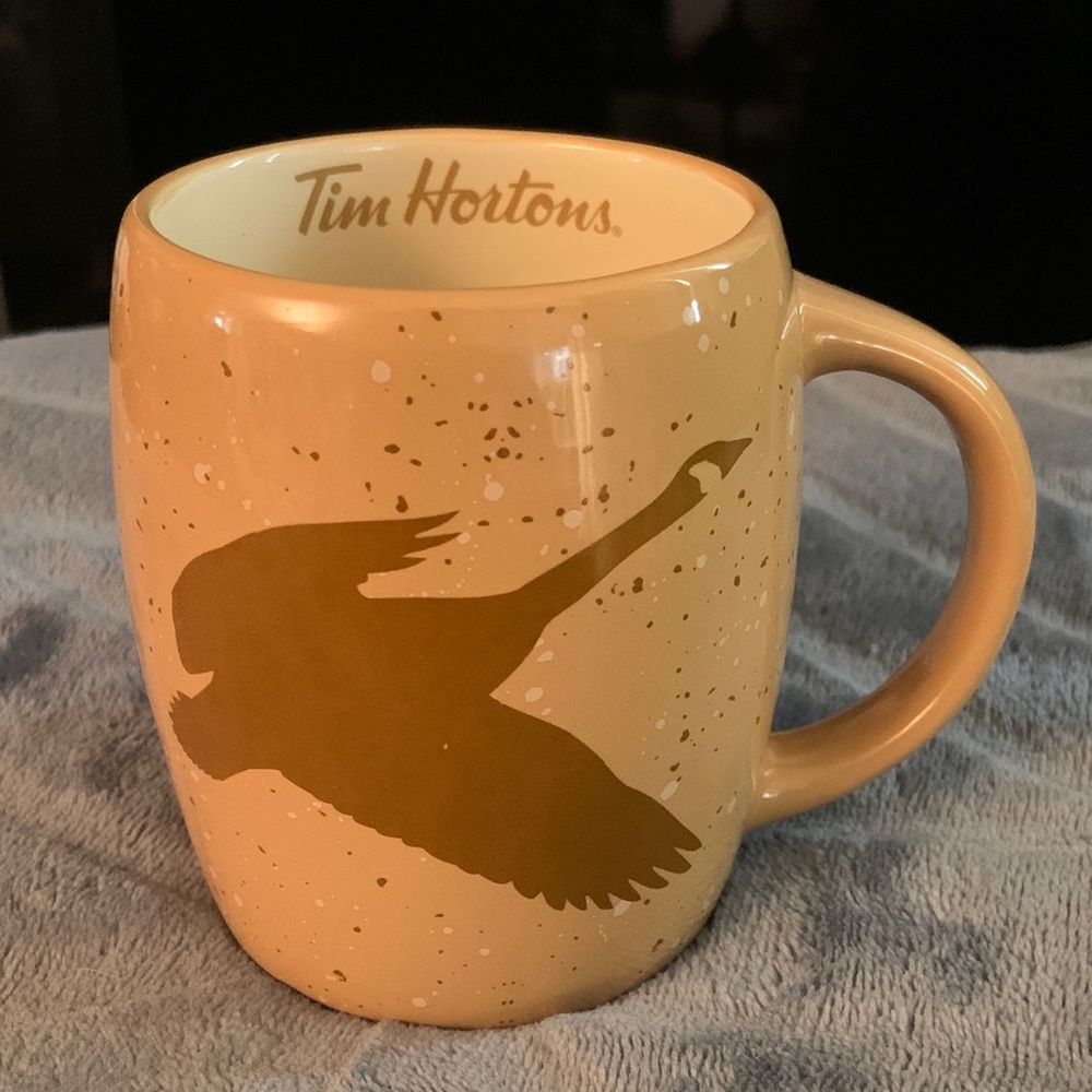Tim Horton's Collectable Goose 2016 Limited Edition #016 Mug